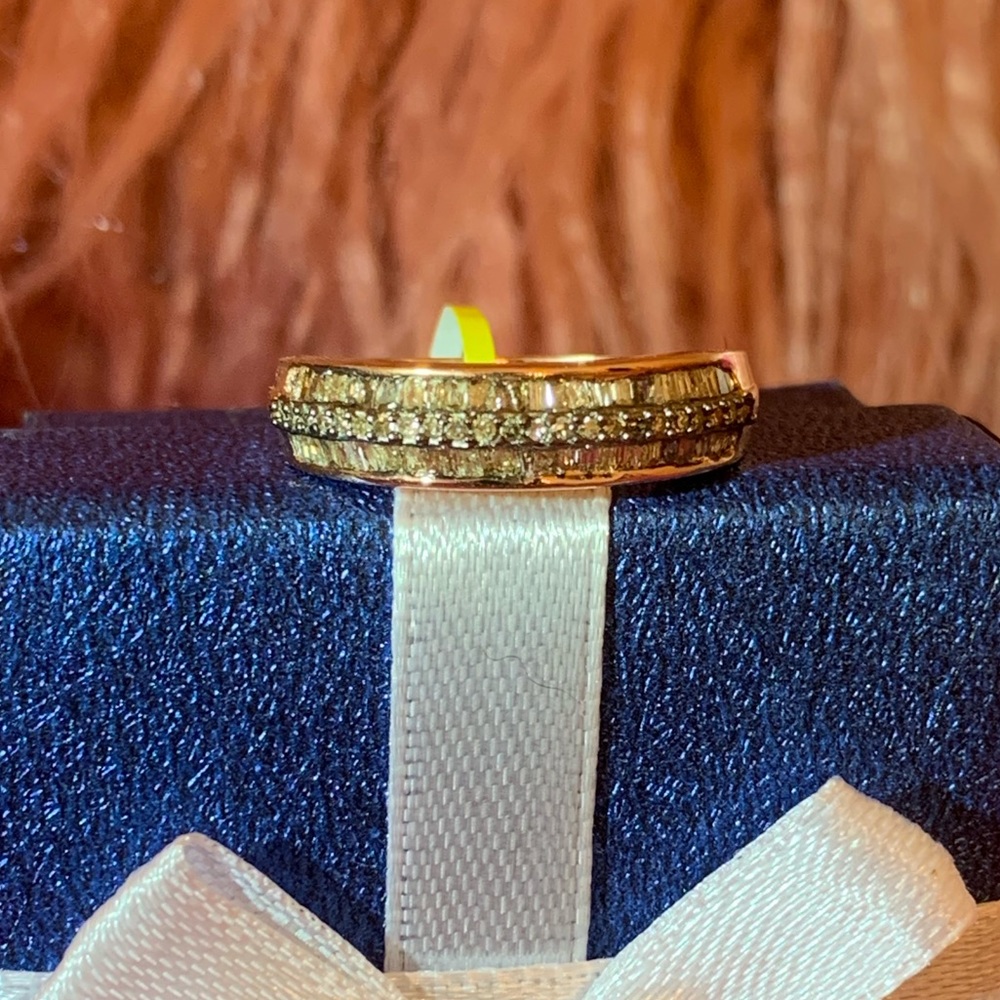 Natural champagne diamond ring 0.50 Carats.